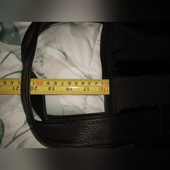 NewinBox YvesSaintLaurent Black CanvasTextile Leather 2Adjustable Straps 23"×15" - Picture 5 of 9